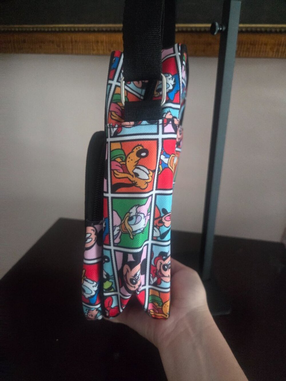 Disney character crossbody - Picture 5 of 11